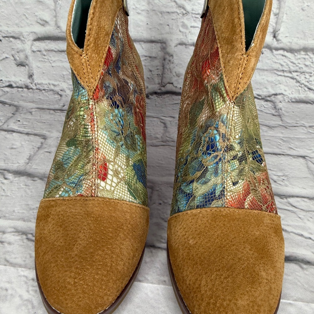 L’Artiste Spring Step Lace & Suede heeled Boots Size 36 US 6 side zip closure EC - Picture 7 of 9